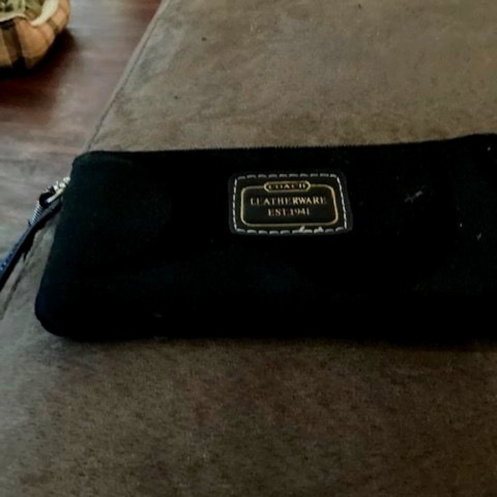 Authentic Coach Wristlet